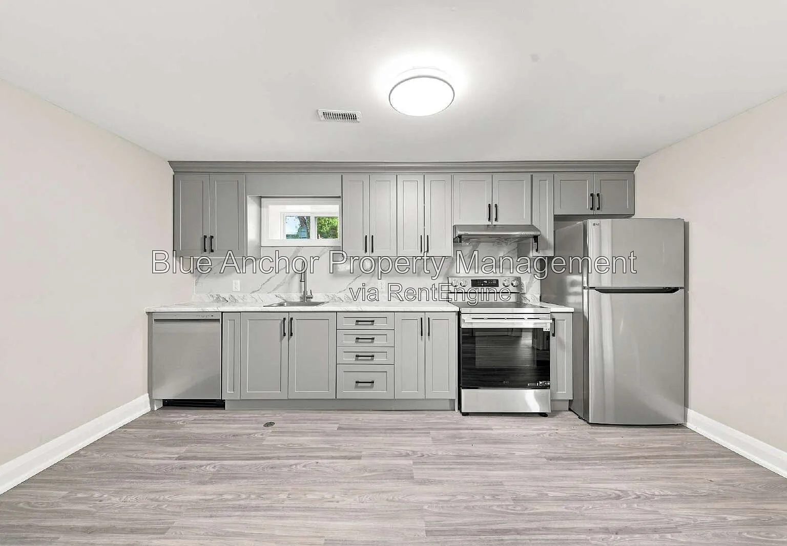 2 bed, 1.0 bath, 1000 sqft, $1,800 — Photo 1