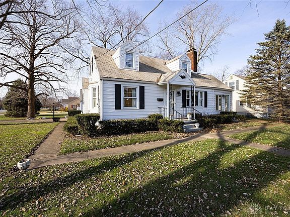 2nd image of 2224 Lamberton St