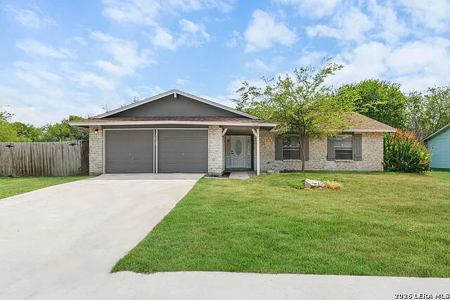 3 bed, 2.0 bath, 1320 sqft, $1,850 — Photo 2