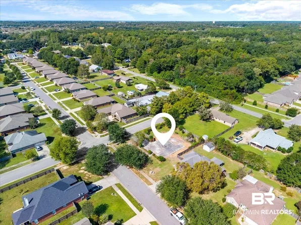 741 Amador Ave, Fairhope, AL 36532