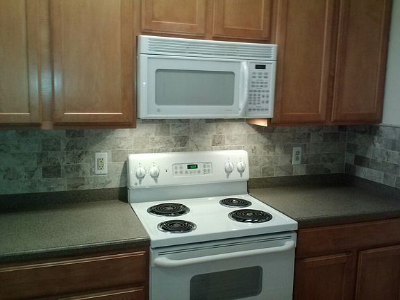 5th image of 12161 Penderview Ter APT 927