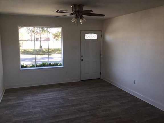 2nd image of 2608 Campagna Dr