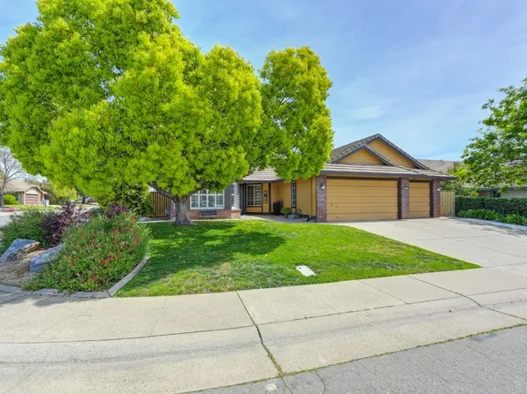 1557 Steinbeck Dr, Roseville, CA 95747