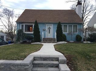 306 Prospect Ave, Avenel, NJ 07001