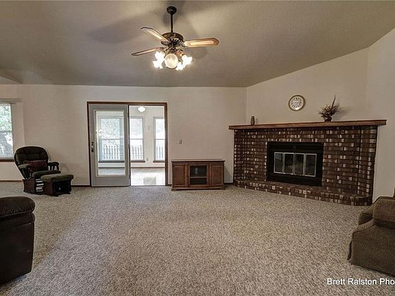 3rd image of 3003 W Beechwood Dr
