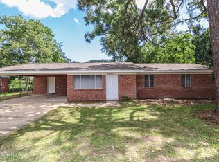 15085 Dedeaux Rd, Gulfport, MS 39503