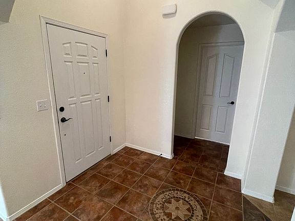 3rd image of 4567 Hatchet Ct