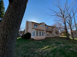 5 Nipmuc Trl #D, North Providence, RI 02904