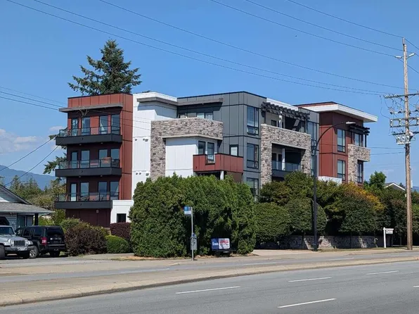 20331 Dewdney Trunk Rd #403, Maple Ridge, BC V2X 3C9