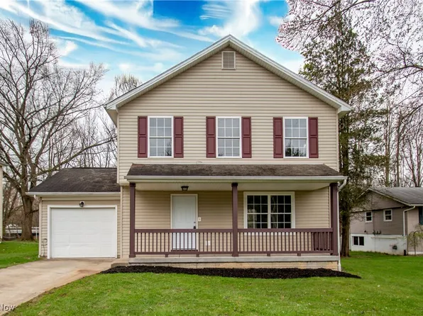67 Notre Dame Dr, Campbell, OH 44405