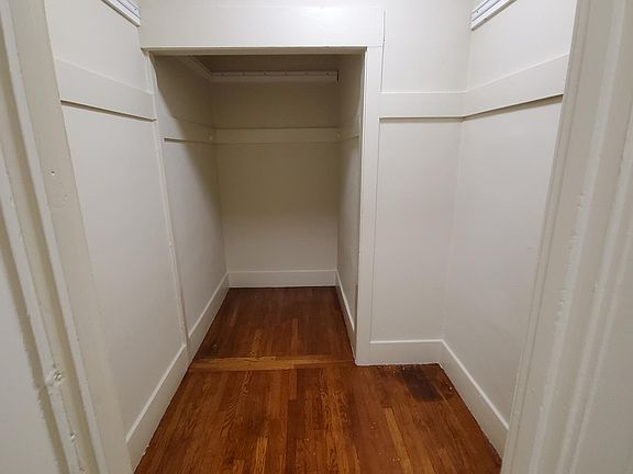 3rd image of 725 Ofarrell St APT 36
