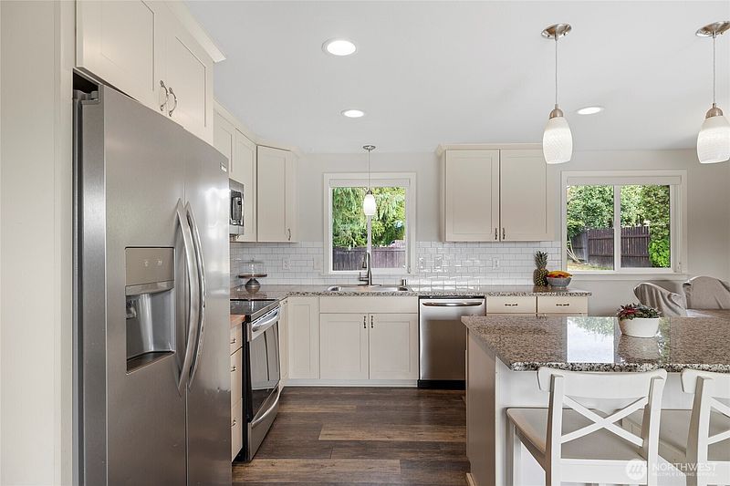 5th image of 520 N 21st Street