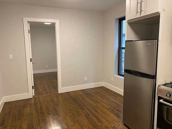 2nd image of 118 E 103rd St APT 18