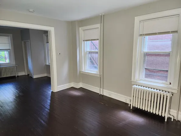 28 Lincoln Ave Floor 1, Lansdale, PA 19446