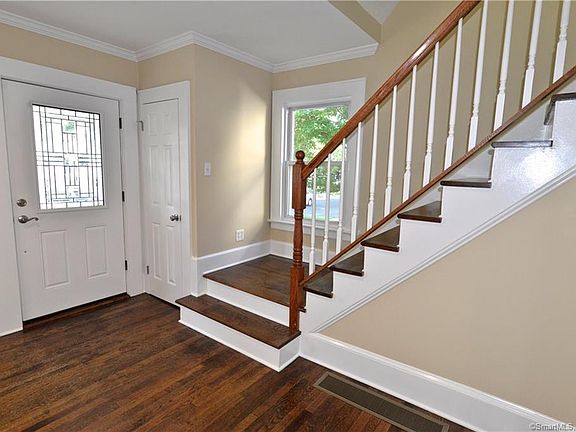 3rd image of 186 Glenwood Ave