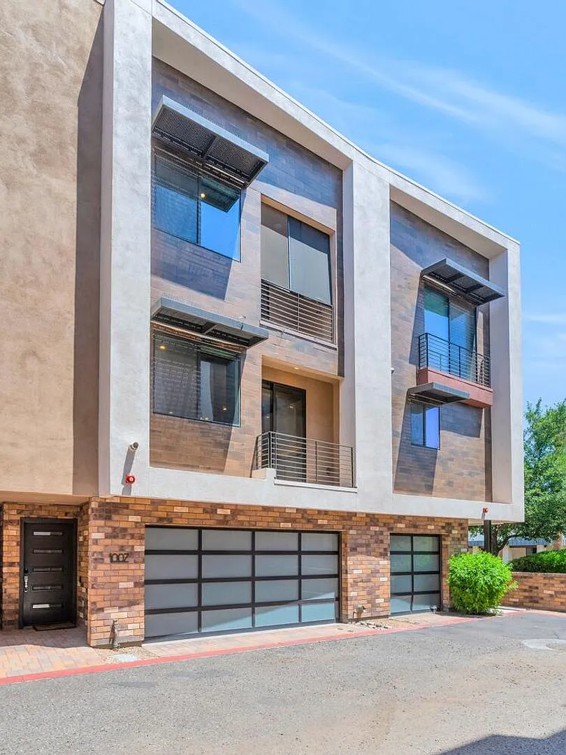 Rates Vary: $4,495 - $7,995 — Photo 2