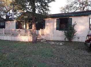 171 Ironstone Rd, Smithville, TX 78957