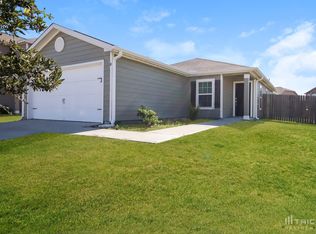 5602 Rainbow Rd, Cove, TX 77523