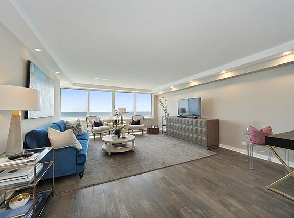 4th image of 1440 N Lake Shore Dr APT 29C
