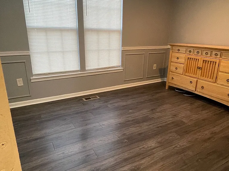 7777 Paddock Way — Photo 6