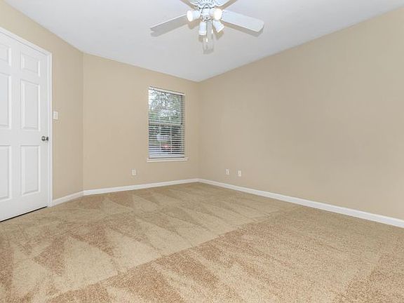 5th image of 600 Victory Garden Dr #E35