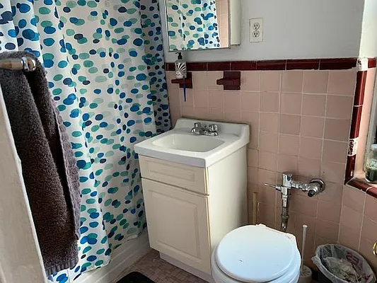 Rented by Prince Real Estate Associates LLC | media 13