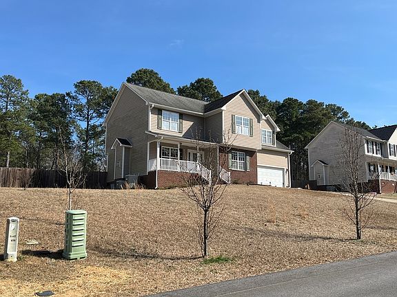 2nd image of 642 Pinevalley Ln