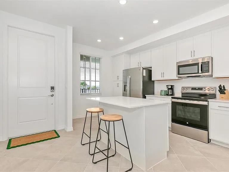 12320 Wellen Golf St #204 — Photo 5
