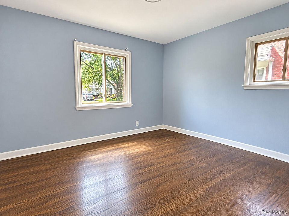 563 Sunningdale Dr, photo 7
