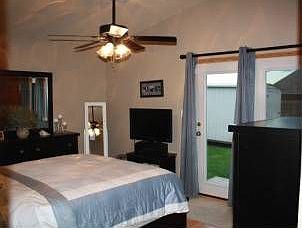3rd image of 7218 SW Drakestone Blvd