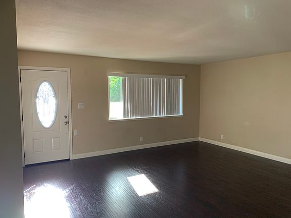 2nd image of 2088 Quito Rd