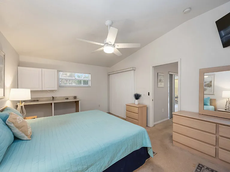 107 Cottage Pl — Photo 17