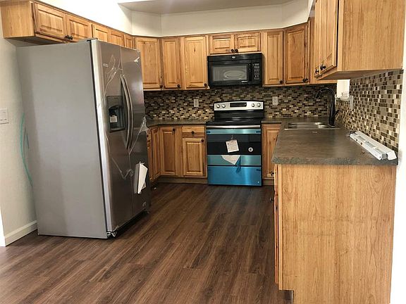 5th image of 3020 N Moorland Cir