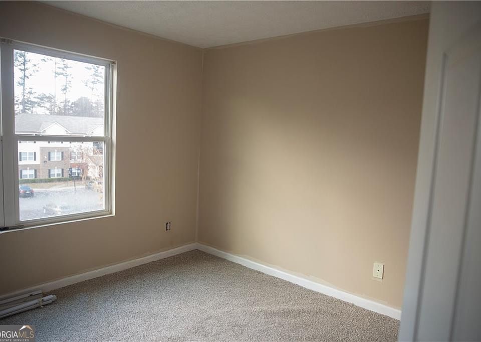 1st image of 12301 Fairington Ridge Cir
