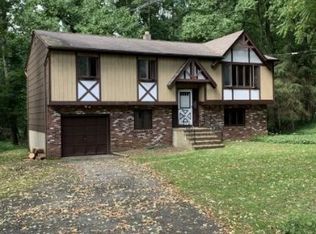 466 Stanhope Rd, Sparta, NJ 07871