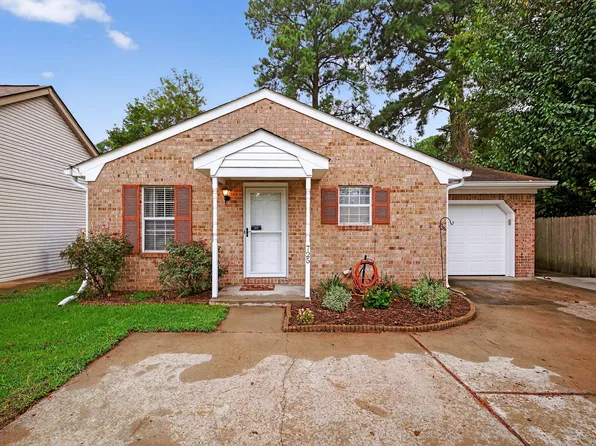 725 Providence Rd, Chesapeake, VA 23325