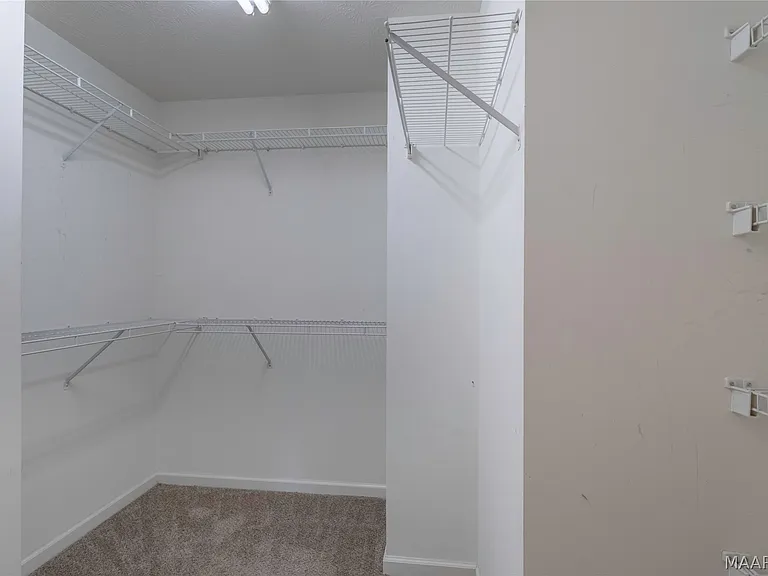 1161 Stafford Dr — Photo 21