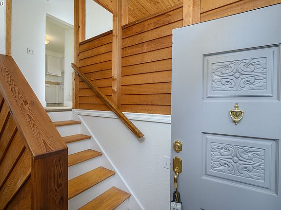 4th image of 18713 Madrona Dr