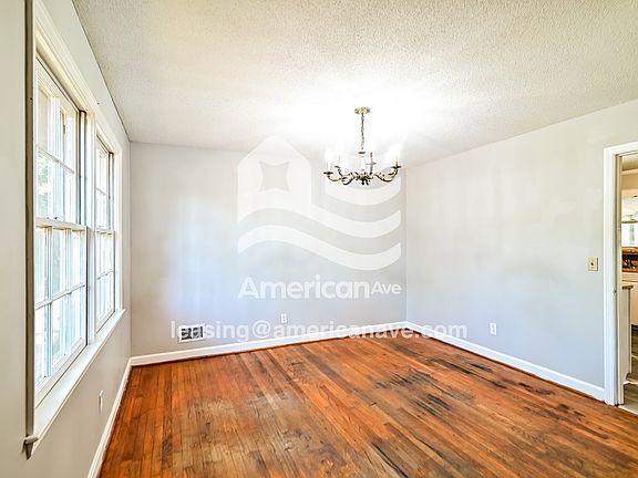 1553_003_dining_room_4.jpg
