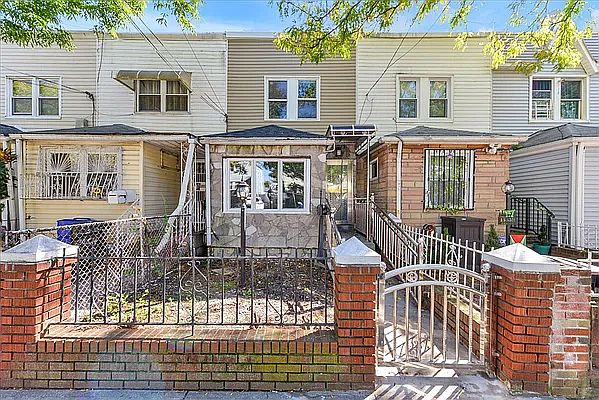 1st image of 15340 Foch Blvd