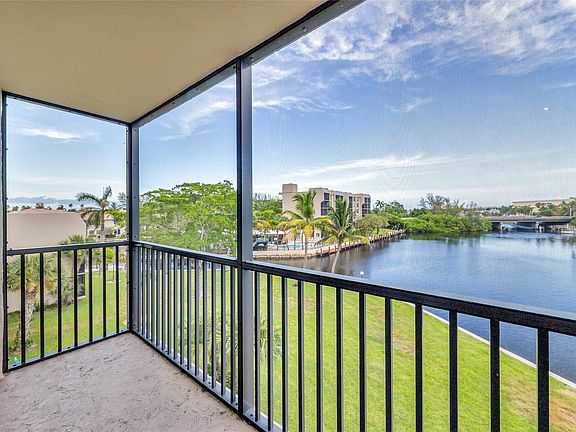 3rd image of 7 Royal Palm Way #4080