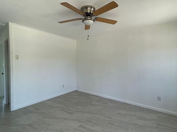 5th image of 2959 Carver St #2959