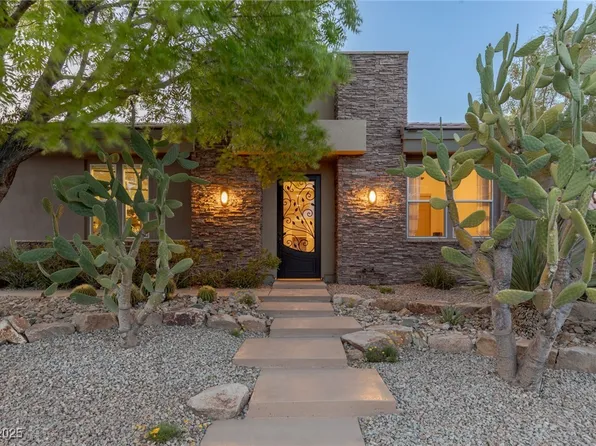 48 Panorama Crest Ave, Las Vegas, NV 89135