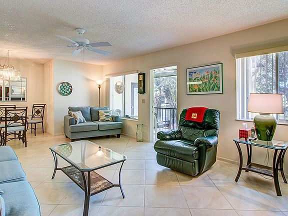 5th image of 211 Pine Hov Cir APT C-2
