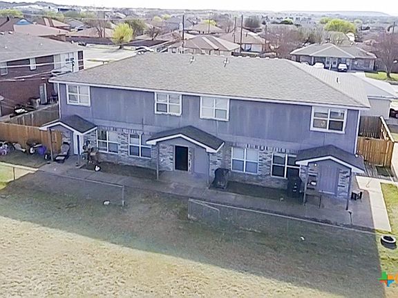 2nd image of 4305 Shawn Dr