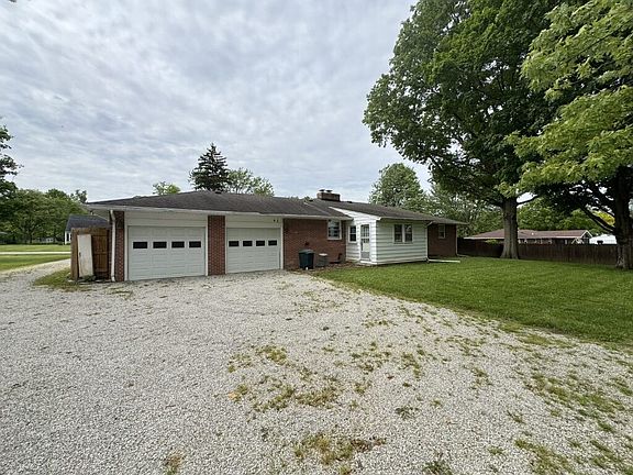 2nd image of 1130 Westmoor Dr