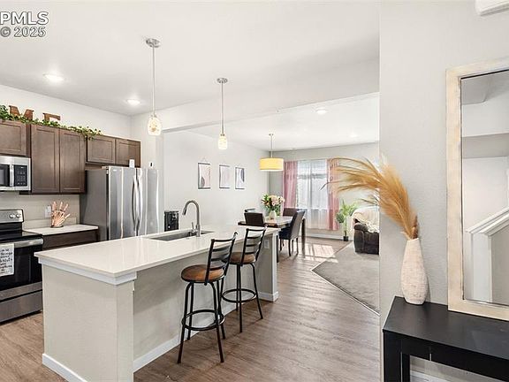 2nd image of 5440 Necker Hts