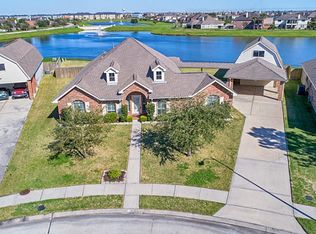 2903 Surrey Cir, Manvel, TX 77578