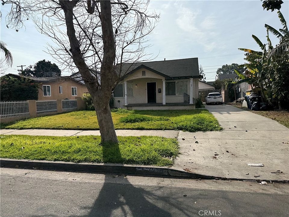 1st image of 1310 W 76th St