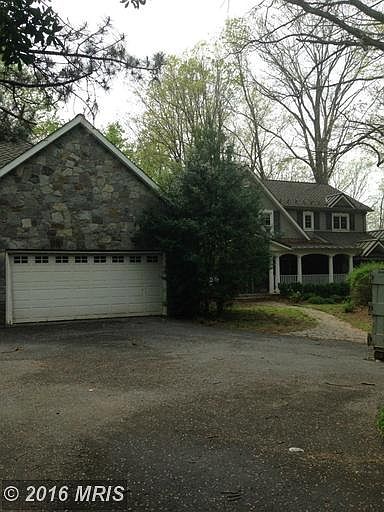 Exterior (Front)